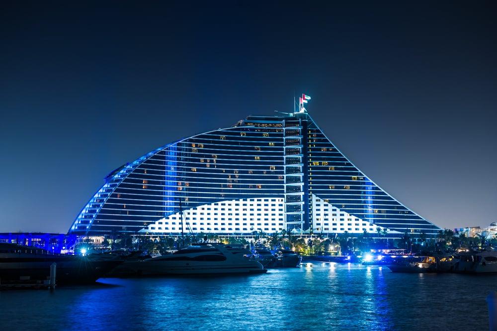 The Jumeirah Beach Hotel Wave Building Exterior